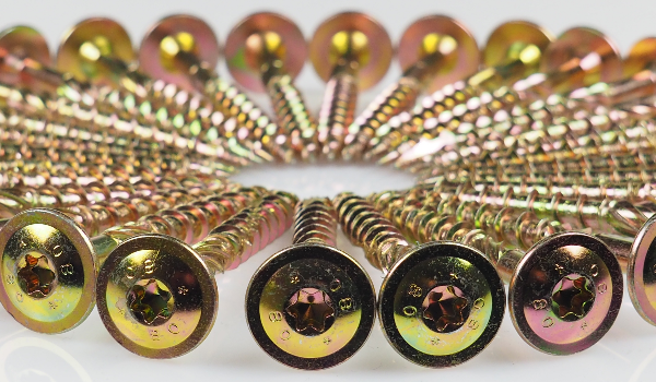 Wkręty talerzowe do każdego dachu